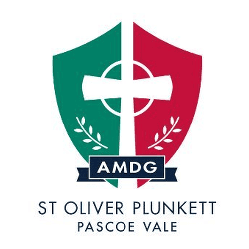 St Oliver Plunkett's School logo